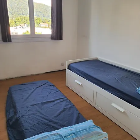 Le Chopin, 3 Pieces, Parking Gratuit, Balcon, Ascenseur, Wifi Apartment Rhut